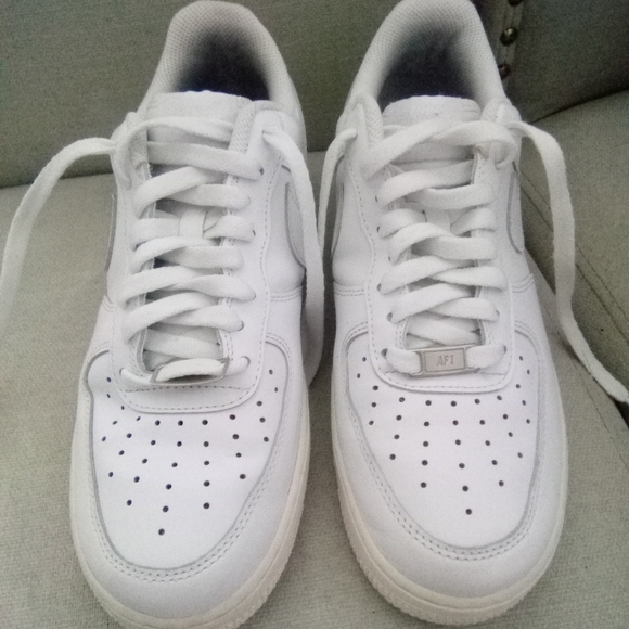 Nike Air Force 1's - Picture 4 of 5